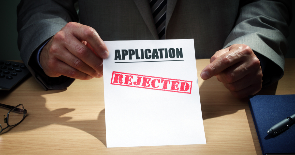 Learning How to Respond to a Rejection Email: With Examples